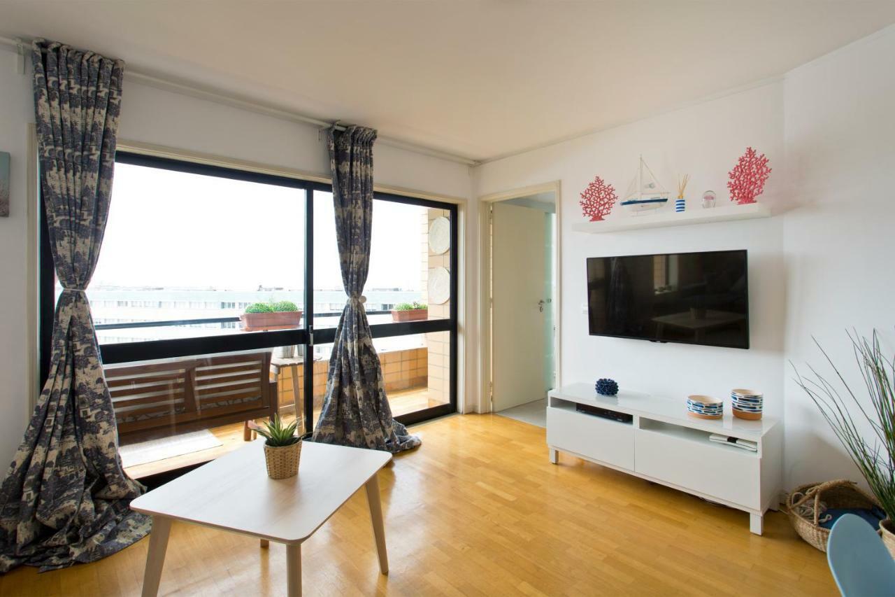 Amazing Comfy Flat With Balcony By Host Wise Apartment มาโตซีนโญส ภายนอก รูปภาพ